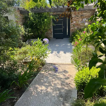 Pavillon De La Trinite * Порто-Веккьо